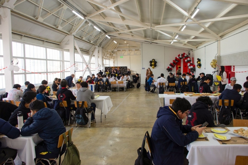 Desayuno de despedida reúne a la Promoción 2025 en una emotiva jornada