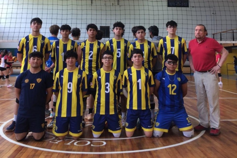 Selección de Volley cierra su año de competencias con un triunfo