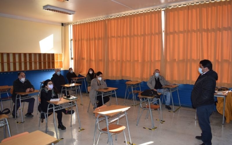 Socialización Protocolos COVID y Capacitación Clases Híbridas para Educadores de 7° y 8° básicos