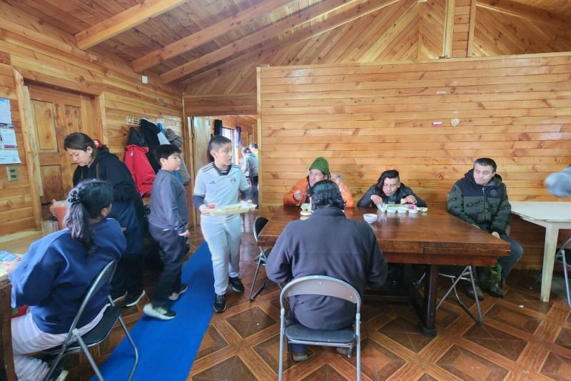 5° básico A al servicio de nuestro querido Comedor Solidario