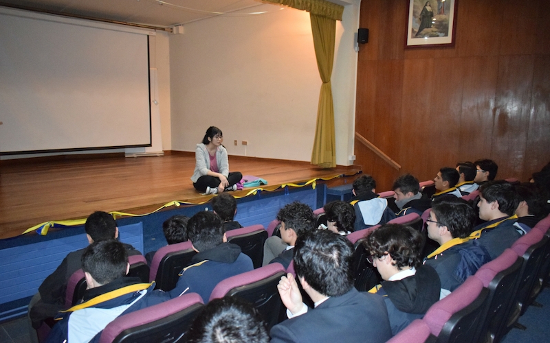 Pastoral Universitaria ofrece charla a estudiantes de 4° medios