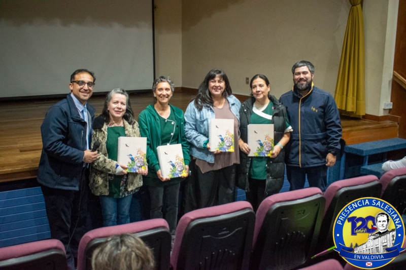 Docentes fortalecen el acompañamiento a sus cursos con nueva herramienta de planificación