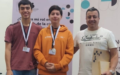 Equipo Científico ISV Región de Los Ríos recibe reconocimiento en Congreso Explora