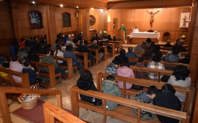 3° y 4° básicos participan en Eucaristía en Iglesia Catedral