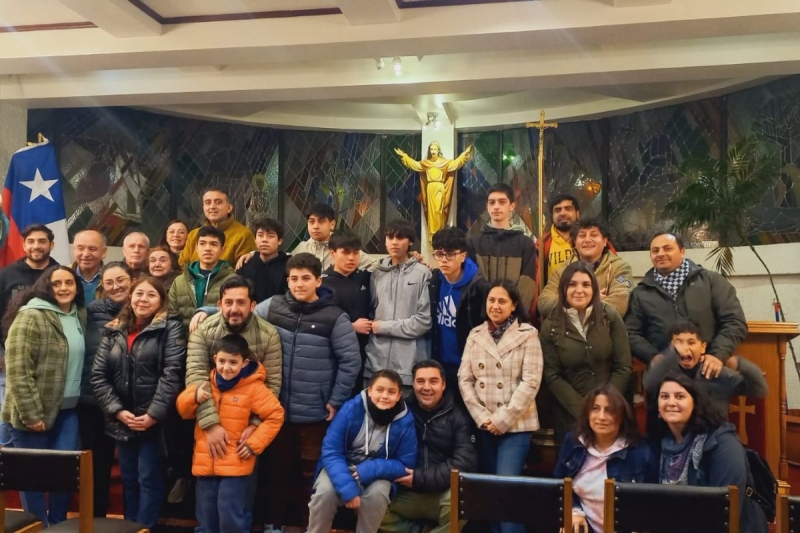 2° medio B vive la Eucaristía en nuestra Capilla