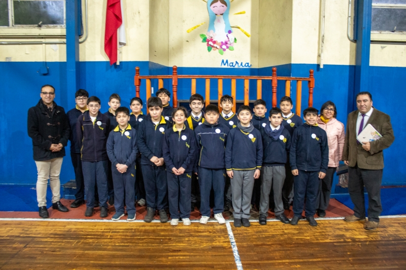 Jóvenes Líderes Pedagógicos en Matemáticas son reconocidos durante el Buenos Días