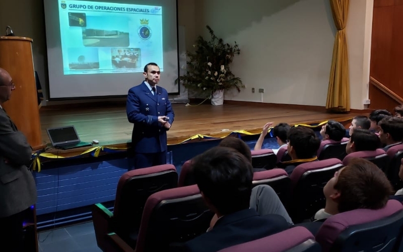 Charla sobre Satélite chileno